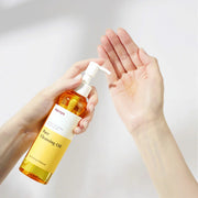 Ma:nyo cleansing oil application oil to milk texture skincare