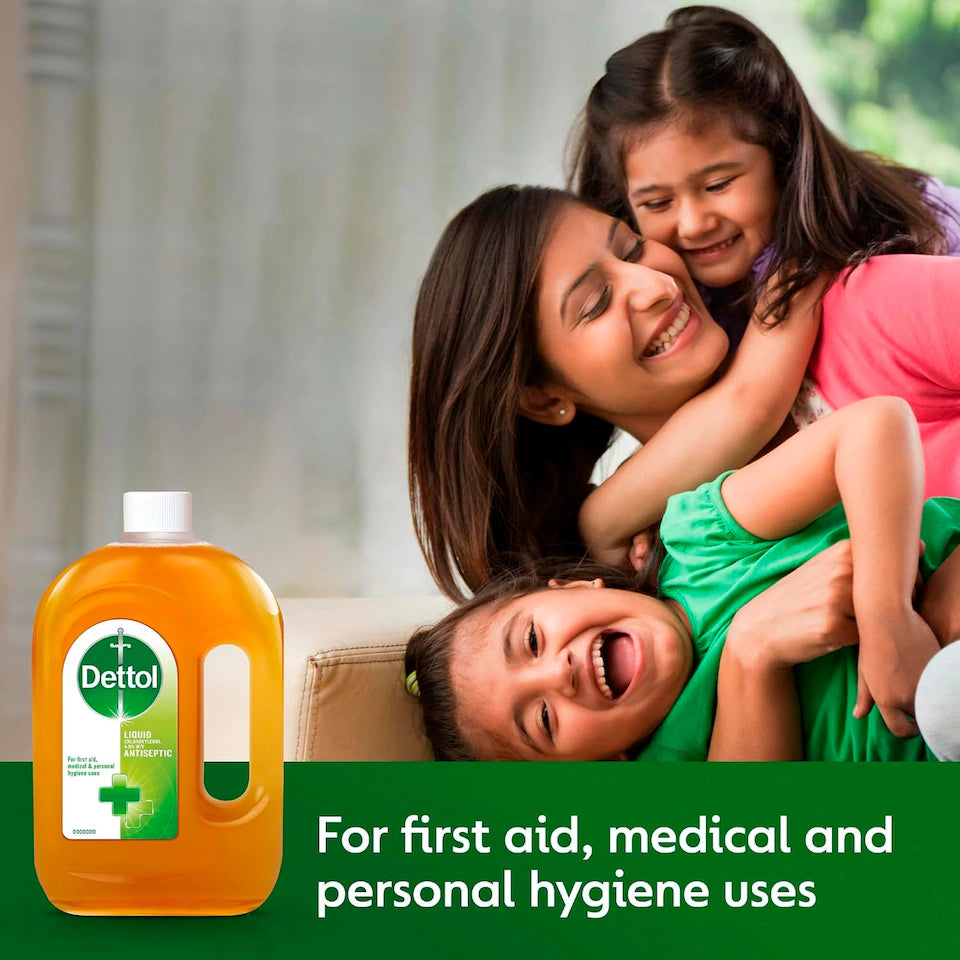 Dettol Antiseptic Liquid Chloroxylenol 4.8% w/v 750ml bottle shown with its packaging for first aid use