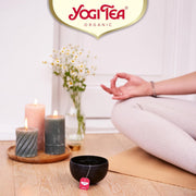 Lifestyle Image: Yogi Tea Organic Echinacea herbal tea cup 17 x 1.8g daily use