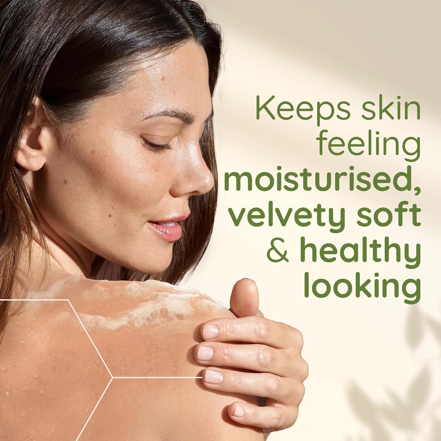 Aveeno Daily Moisturising Yogurt Body Cream tub, vanilla & oat scent, 200ml.